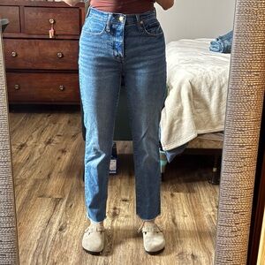 Universal Thread Jeans